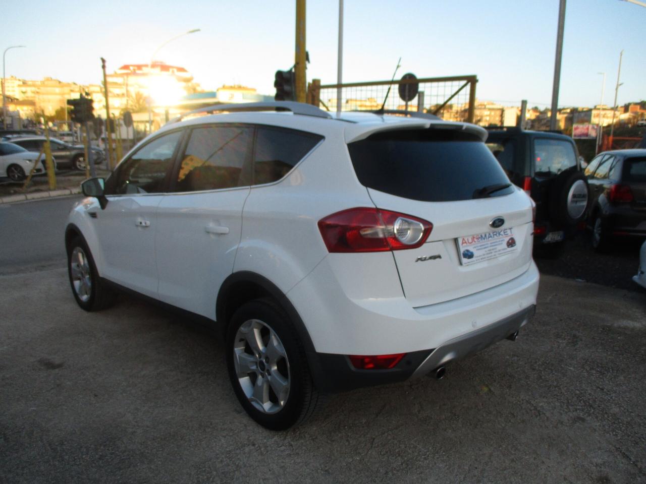 Ford Kuga 2.0 TDCi 163 CV 4WD TITANIUM