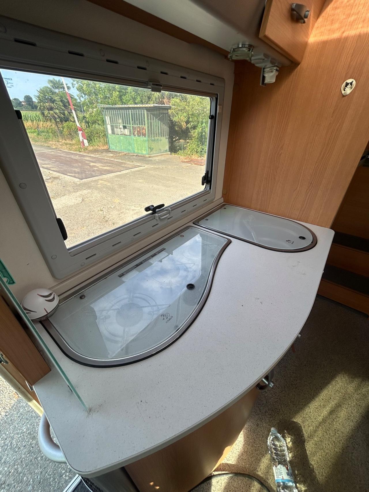 054 motorhome KNAUSS sunliner del 2006 in saldo