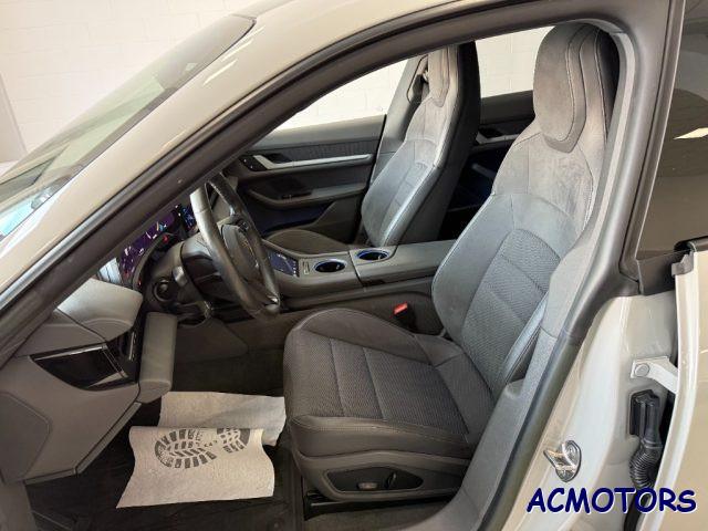 PORSCHE Taycan 4 Cross Turismo