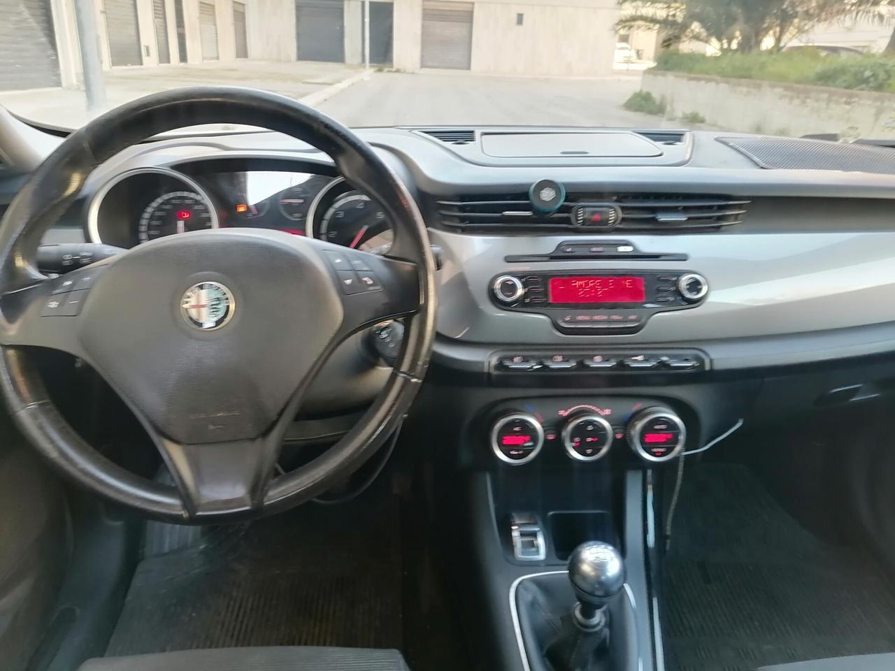 Alfa Romeo Giulietta 1.6 JTDm-2 105 CV Distinctive