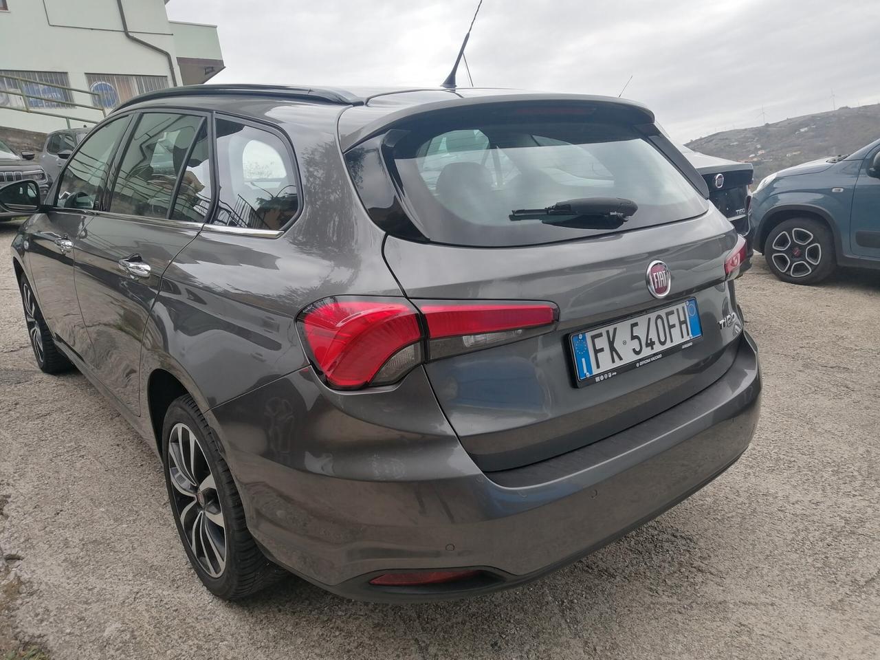 Fiat Tipo 1.6 Mjt SW LOUNGE VENDUTA