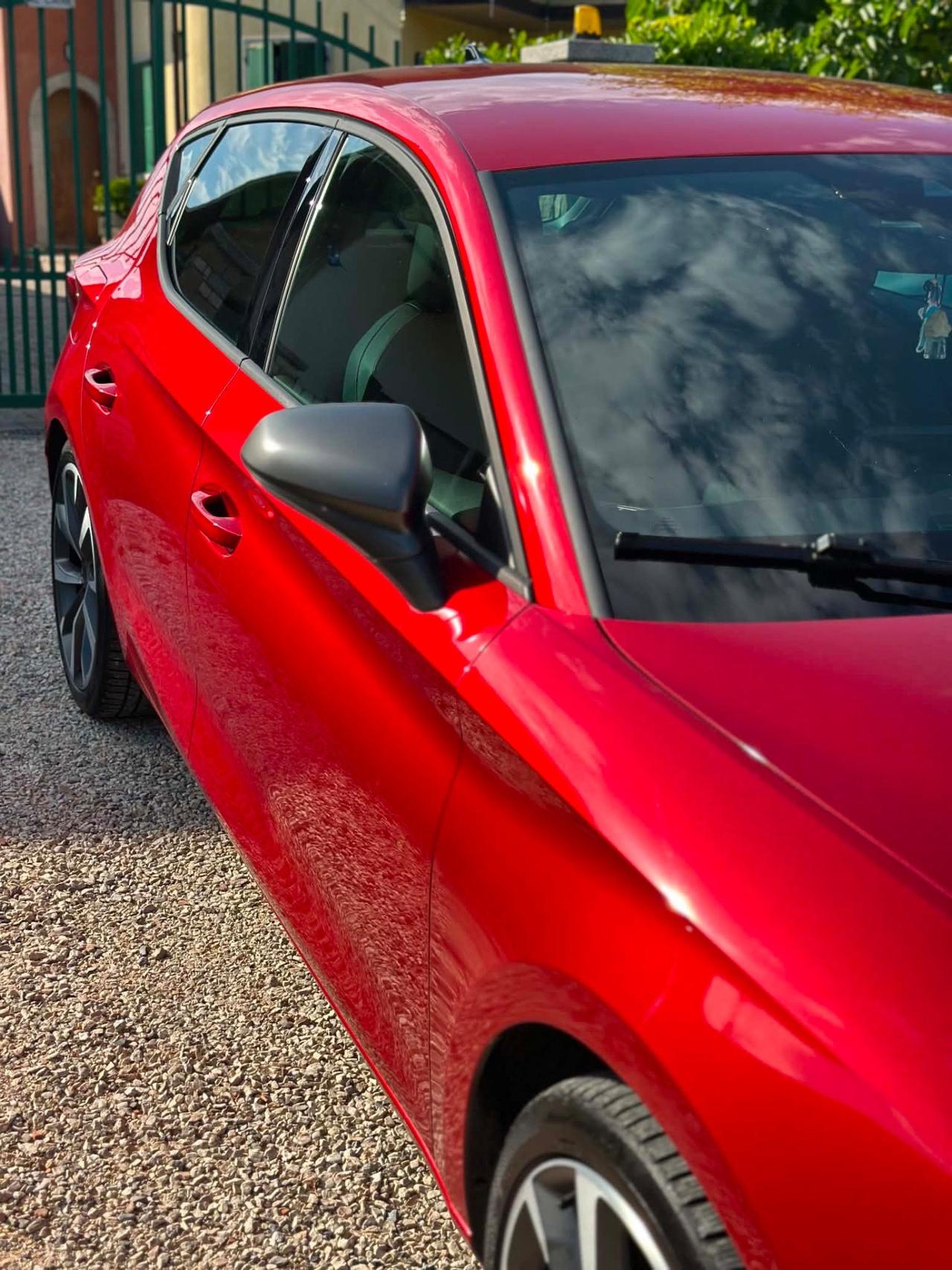 Seat LEON 1.5 eTSI HYBRID FR KMCERT GARANZ UNICOPR