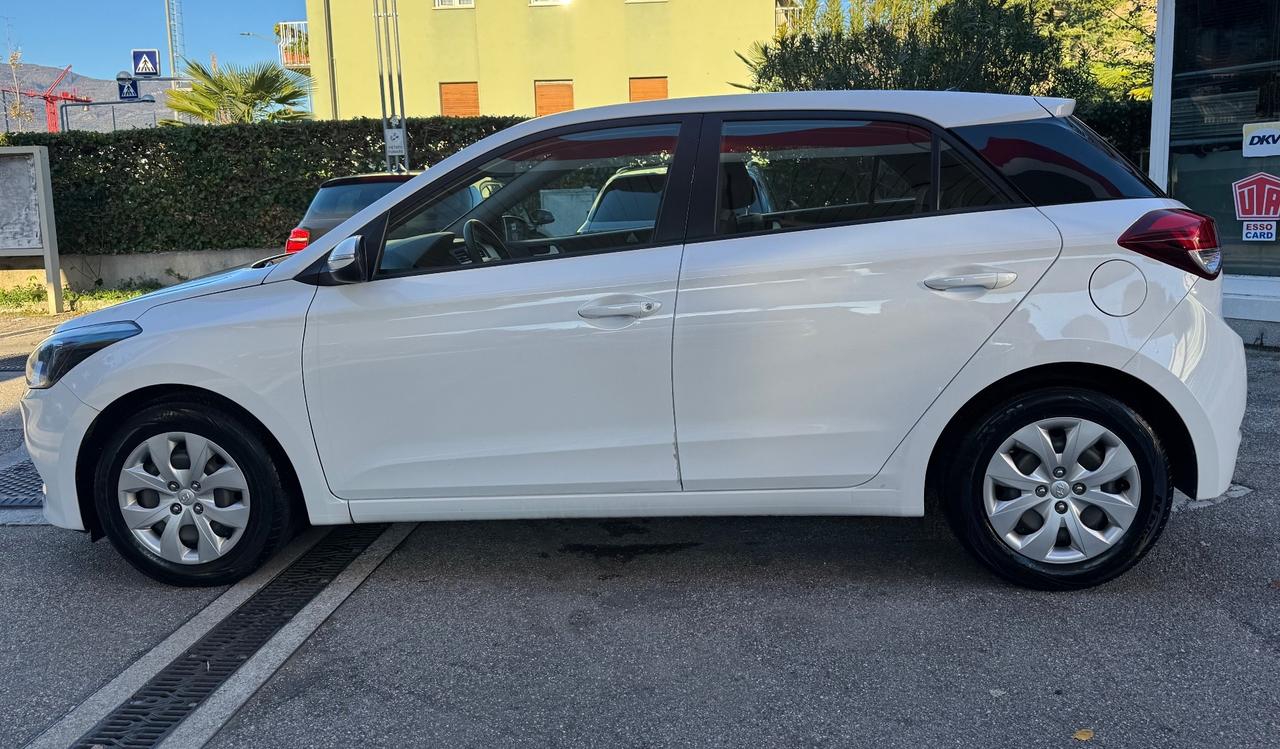 Hyundai i20 1.2 5 porte