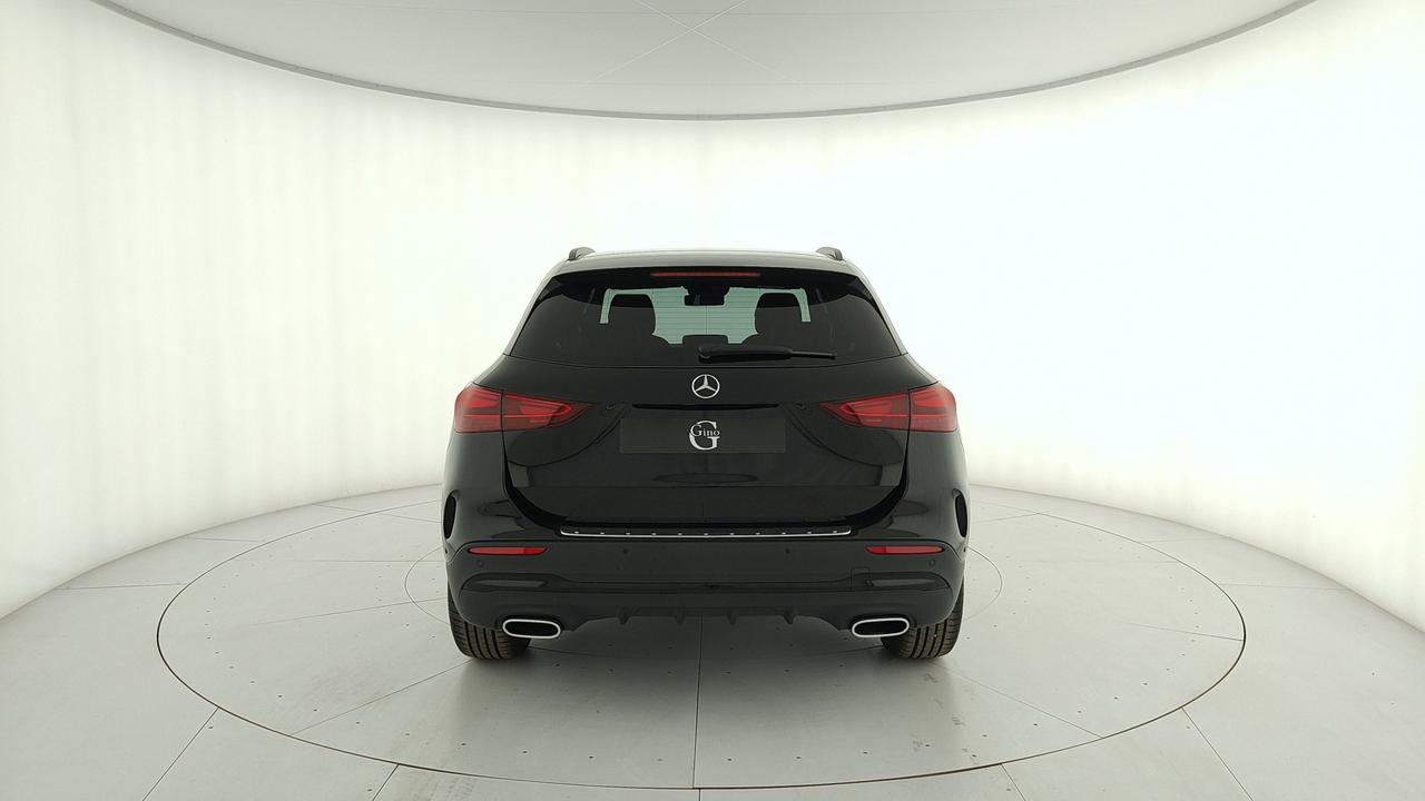 Mercedes-Benz GLA 200 d automatic