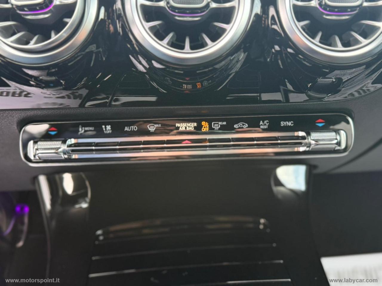 MERCEDES-BENZ A 180 d Automatic Premium NIGHT PACK LUCI