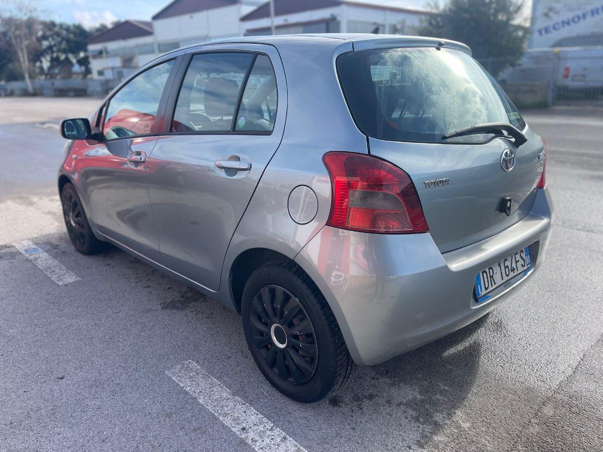 TOYOTA - Yaris - 1.3 5p. Navi