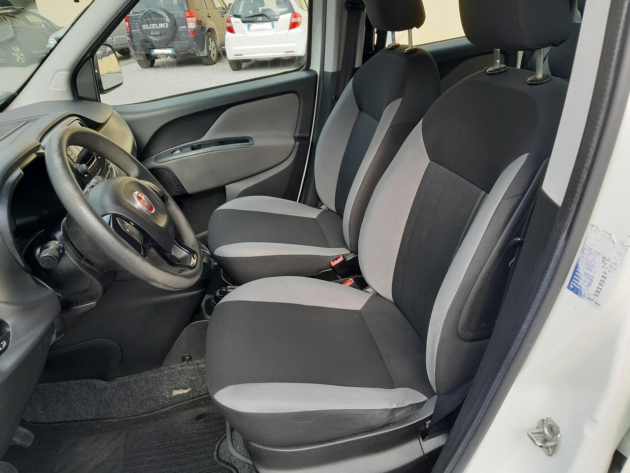 Fiat Doblo Doblò 1.4 T-Jet 16V Natural Power Easy 7 POSTI