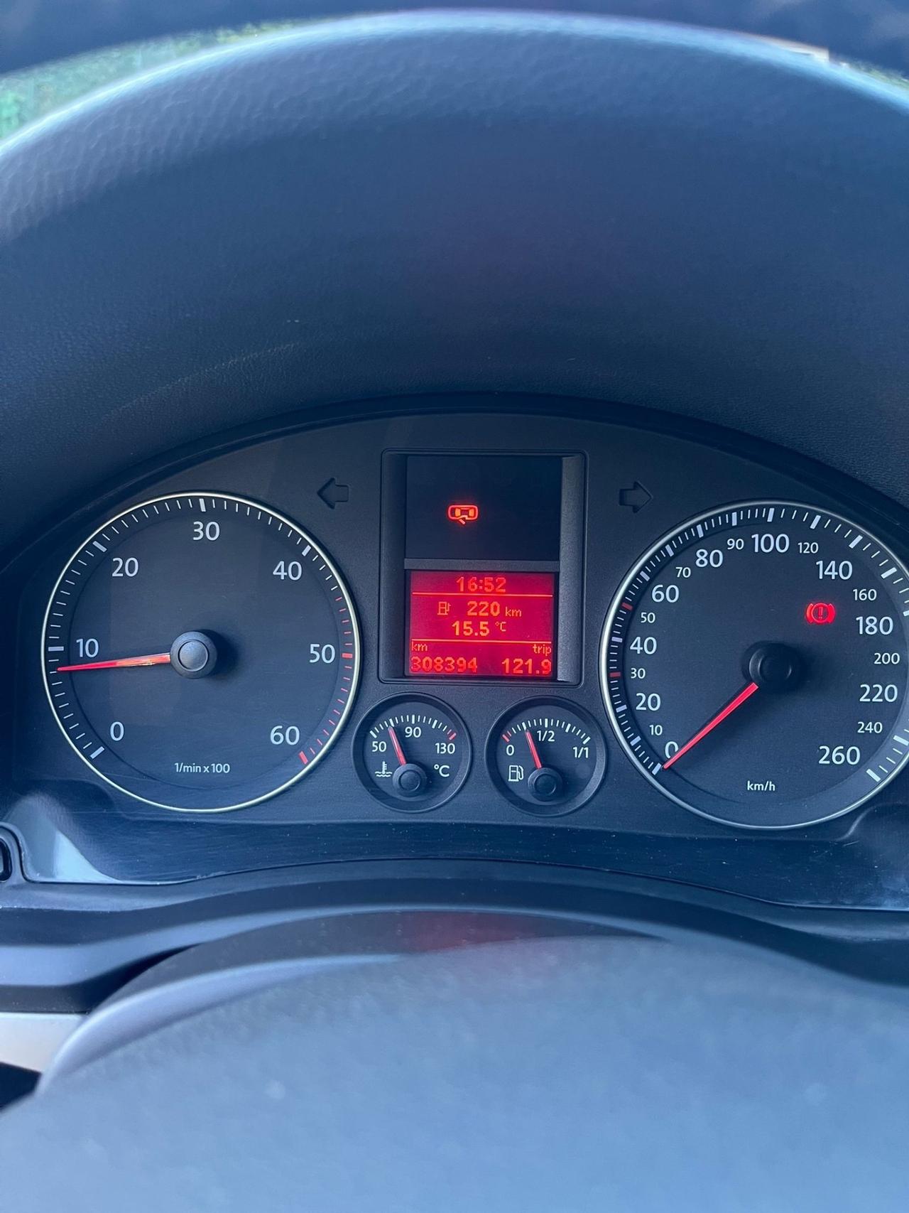 Volkswagen Golf 2.0 16V TDI 5p. Sportline