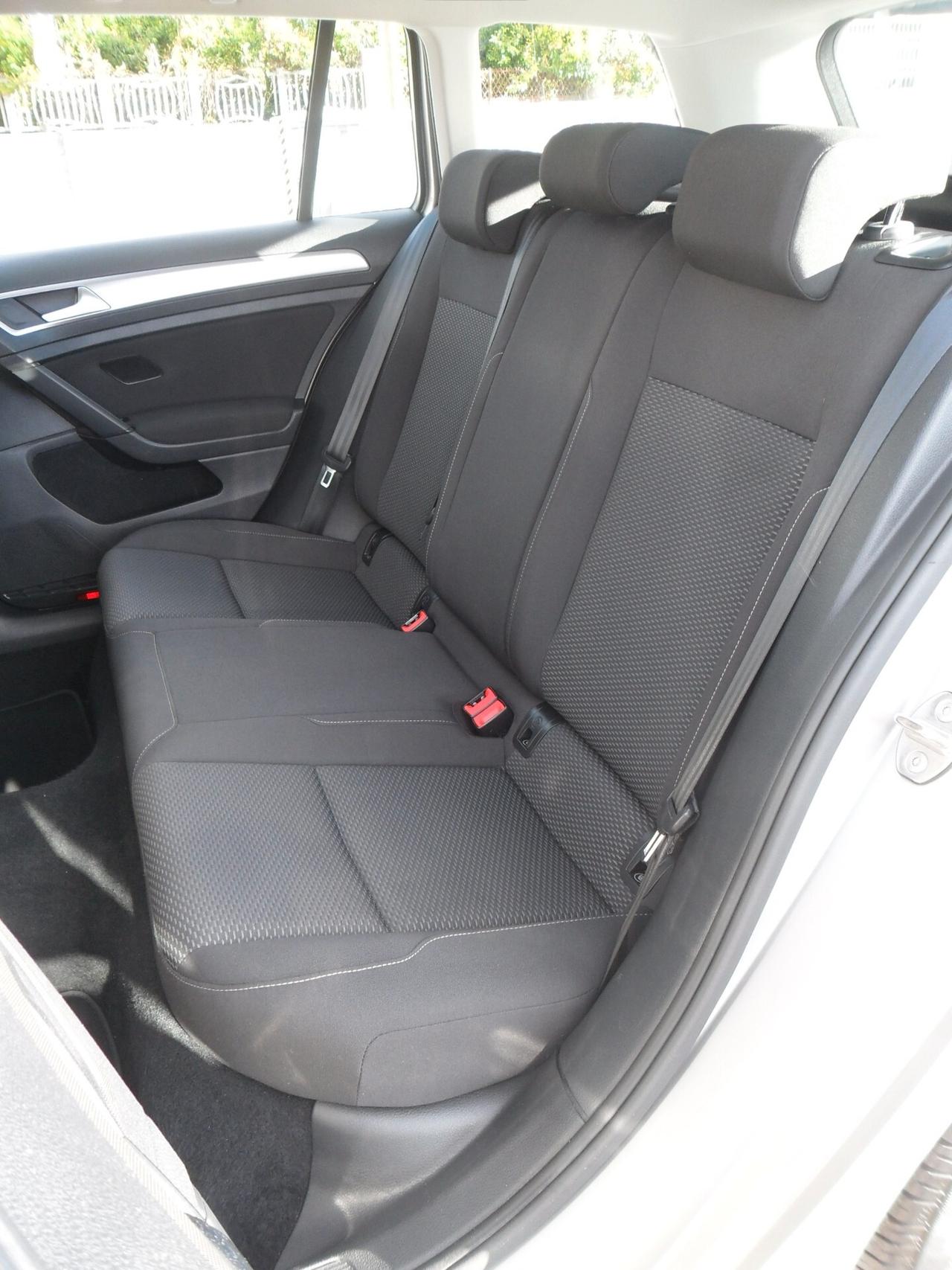 Volkswagen Golf Variant 1.6 TDI