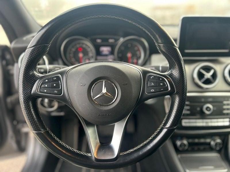 Mercedes-Benz CLA CLA Shooting Brake 200 d Premium auto FL
