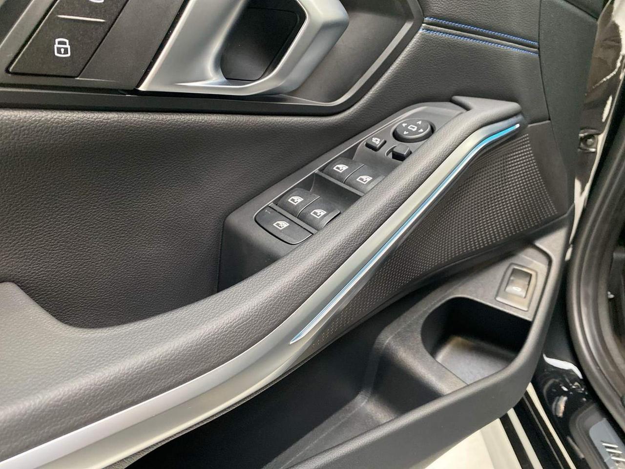 BMW Serie 3 G21 2022 Touring - 320d Touring mhev 48V xdrive MSport auto