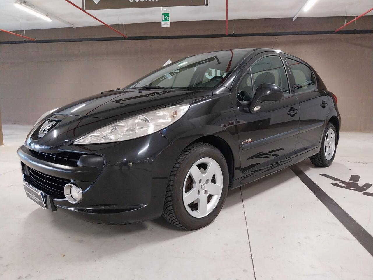 Peugeot 207 1.4 HDi 70CV 5p. Energie Sport - ok neopatentati