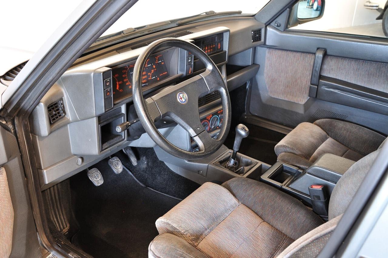 Alfa Romeo 75 2.0i Twin Spark clima 1a serie ASI