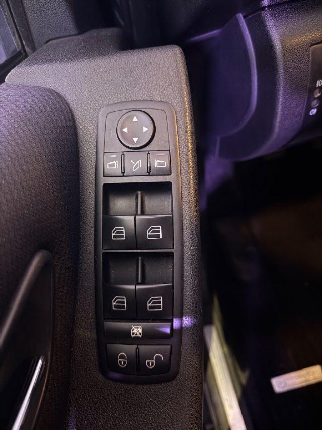 MERCEDES-BENZ A 170 Avantgarde