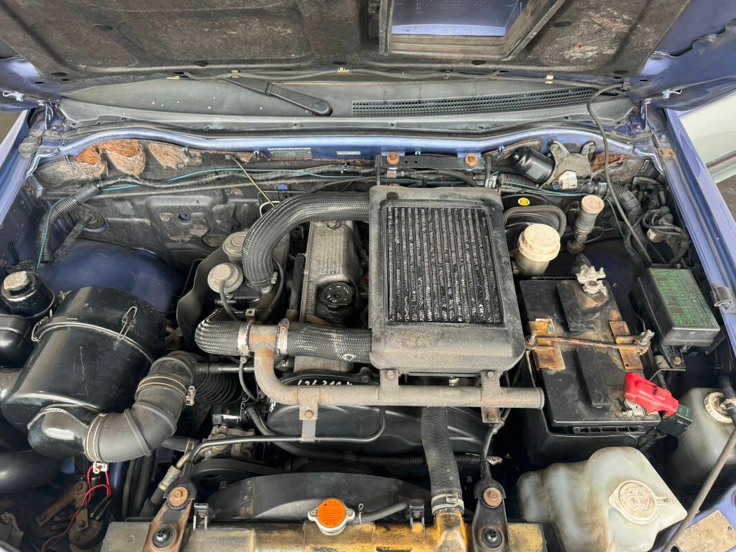 Mitsubishi L200 D.cab 2.5 tdi GLS Target 2ab 4wd