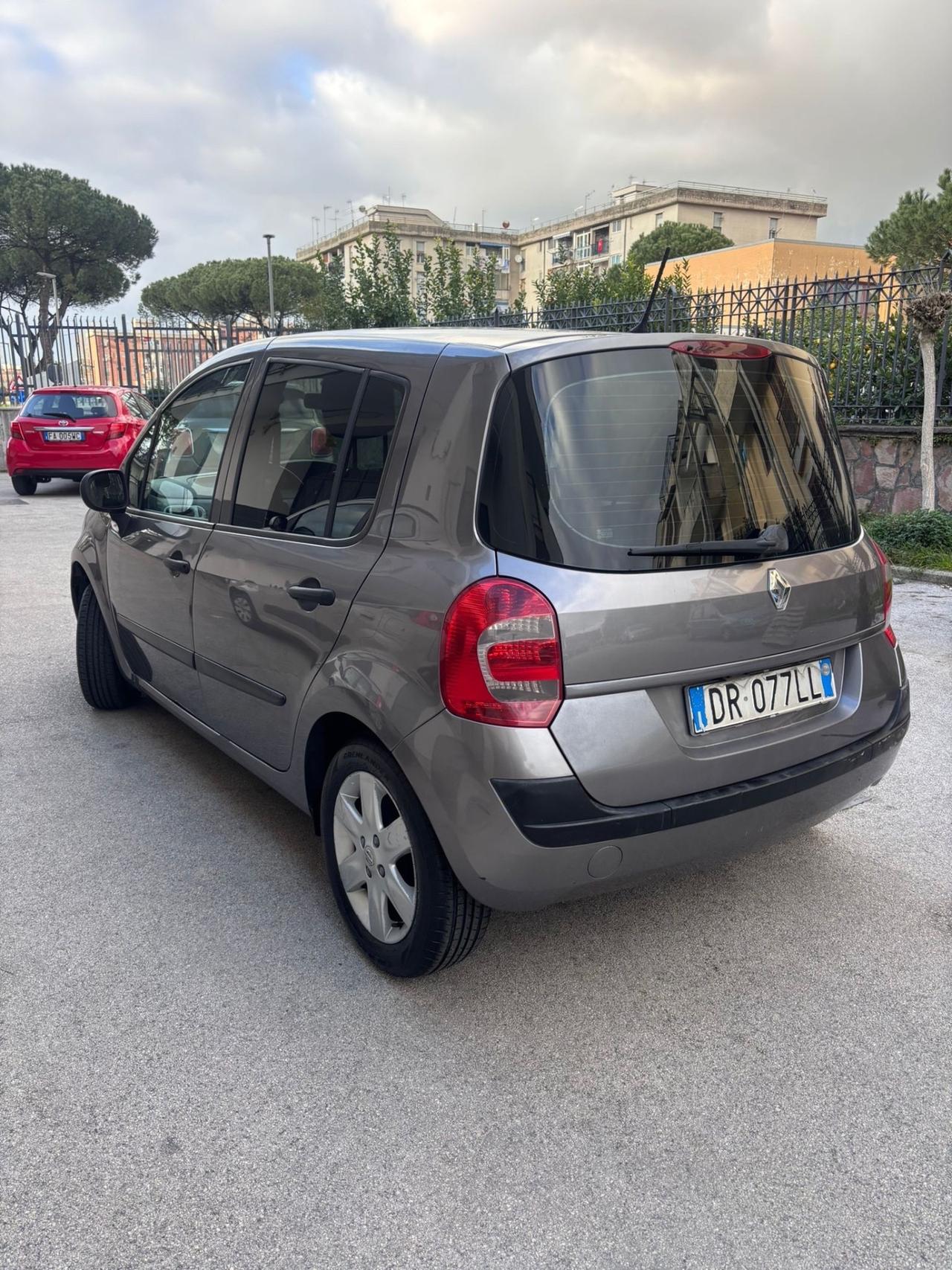 Renault Modus 1.5 dCi 85CV Dynamique