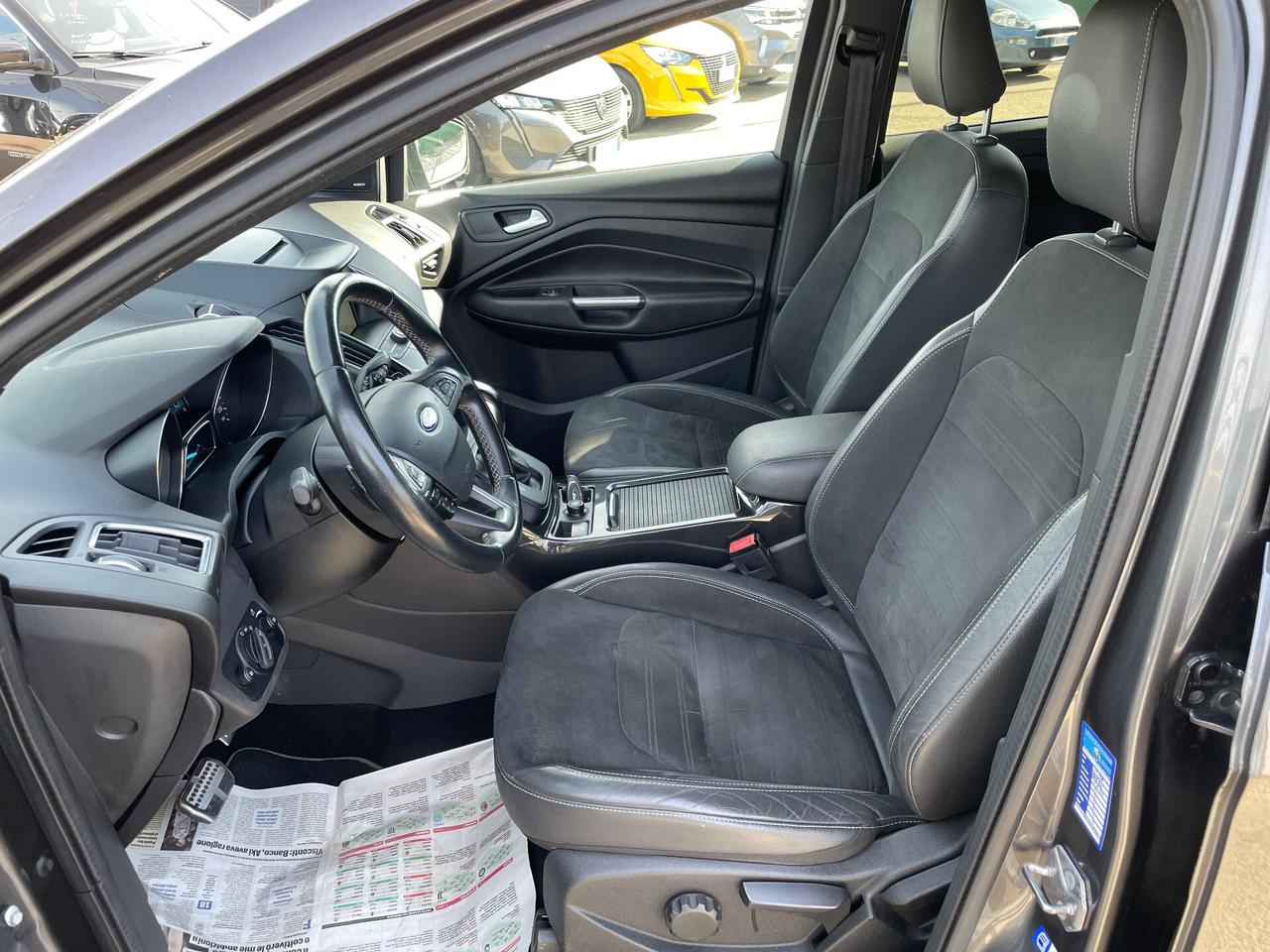 Ford Kuga 2.0 TDCI 150 CV S&S 4WD Powershift ST-Line