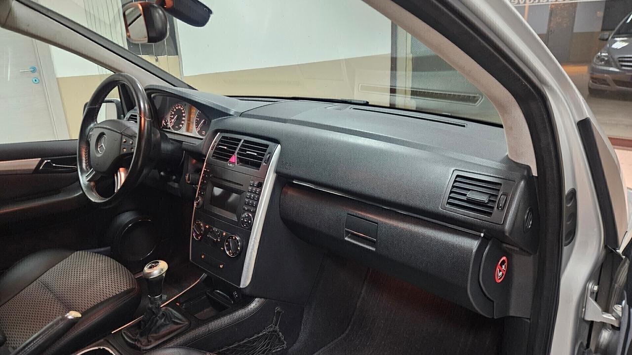 Mercedes-benz B 180 CDI Premium