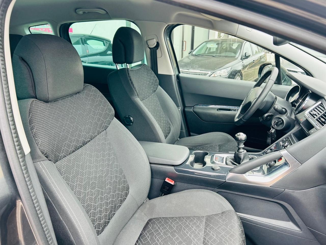 Peugeot 3008 BlueHDi 120 SeS Crossway