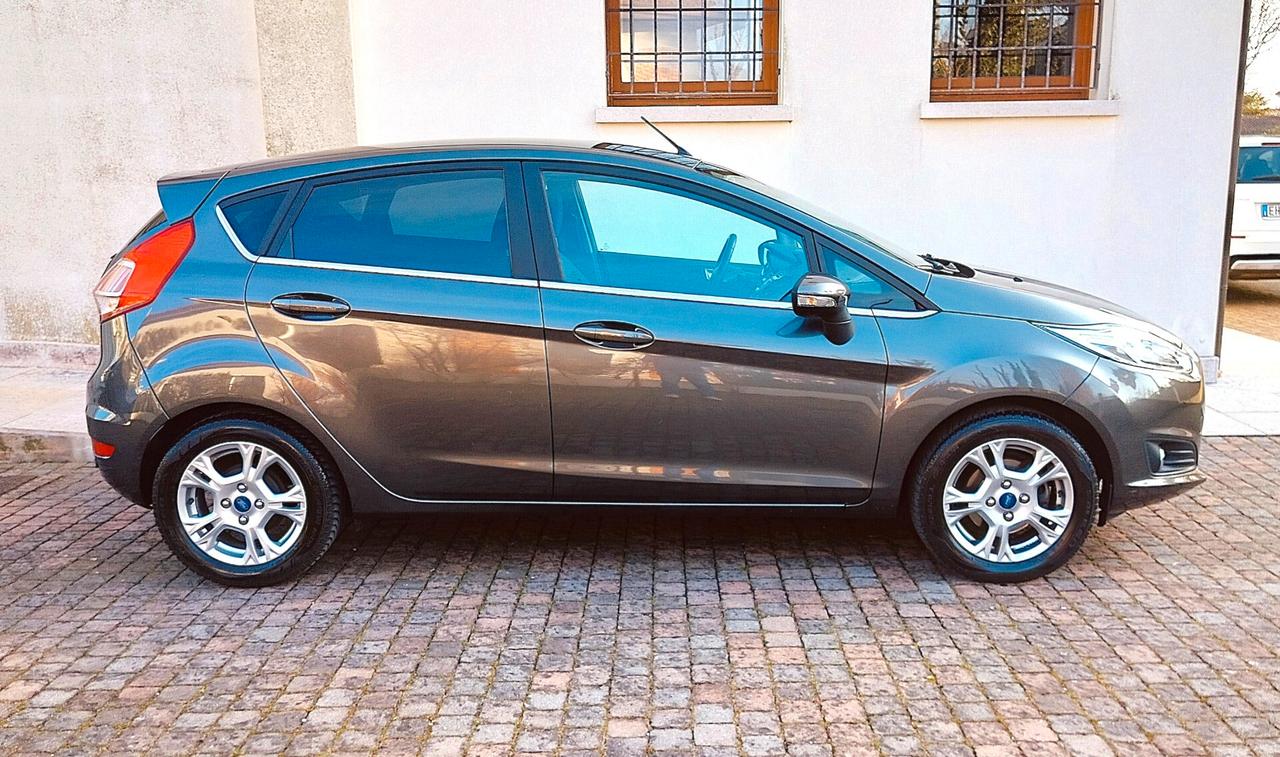 Ford Fiesta 1.0 EcoBoost 100CV 5 porte Titanium