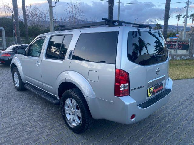 NISSAN Pathfinder 2.5 dCi SE 7 POSTI