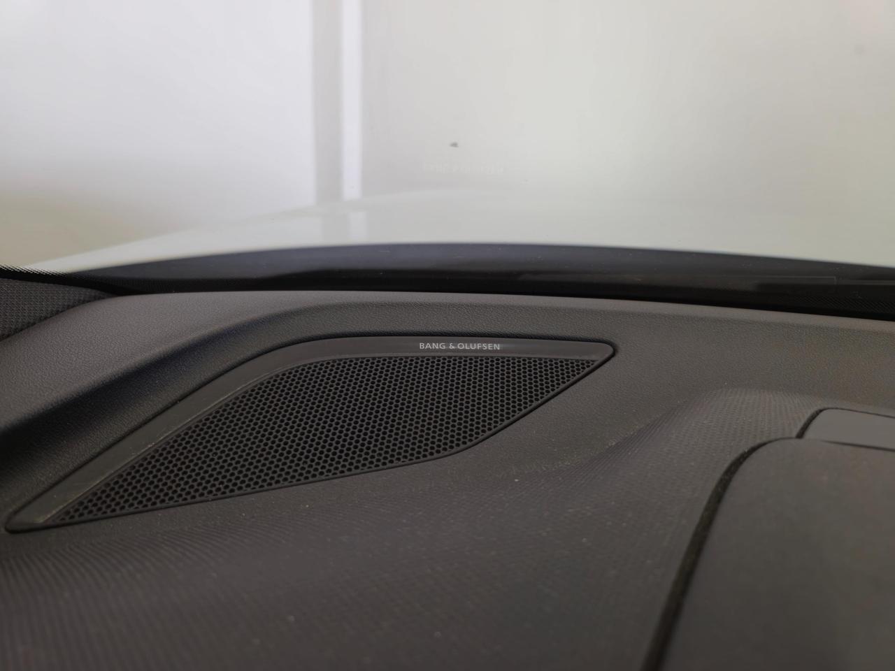 Audi TTS Coupe 2.0 tfsi quattro s-tronic - B&O - Sens. Park. - Lim.