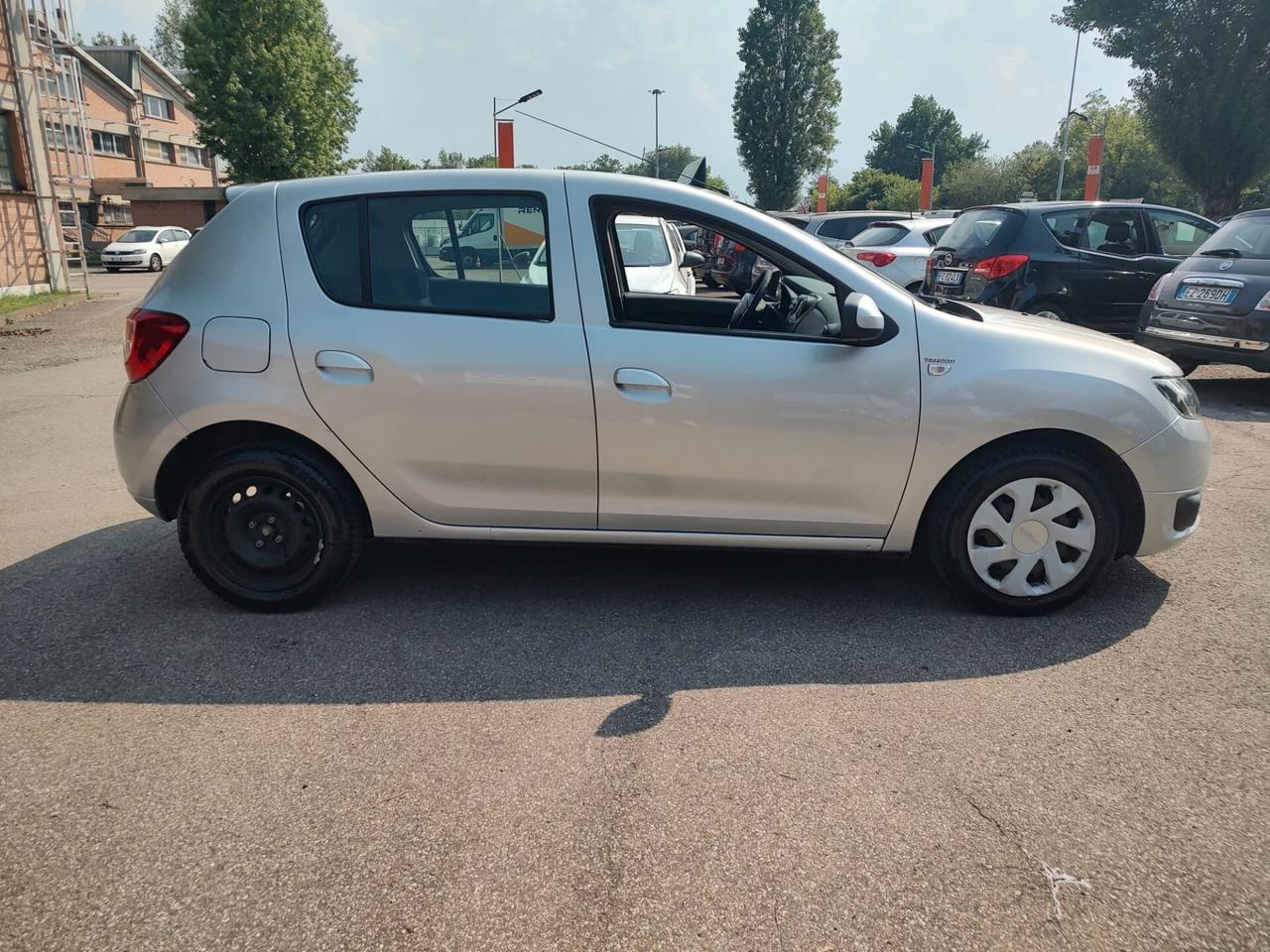 Dacia Sandero 1.2 GPL 75CV Lauréate, BENZINA\GPL, OK NEOPATENTATI, GARANZIA L.12 MESI