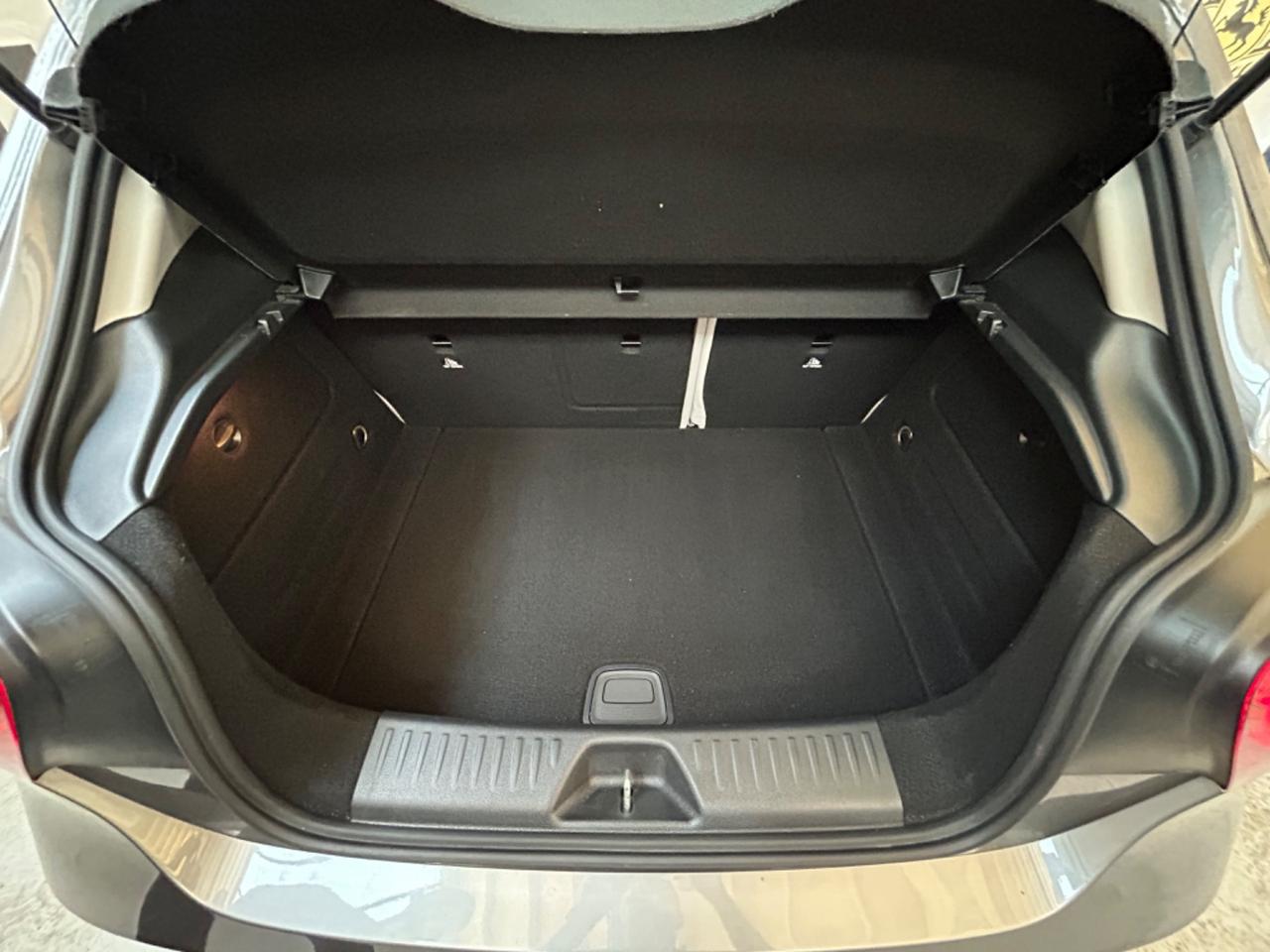 Mercedes-benz A 180 d Automatic Premium