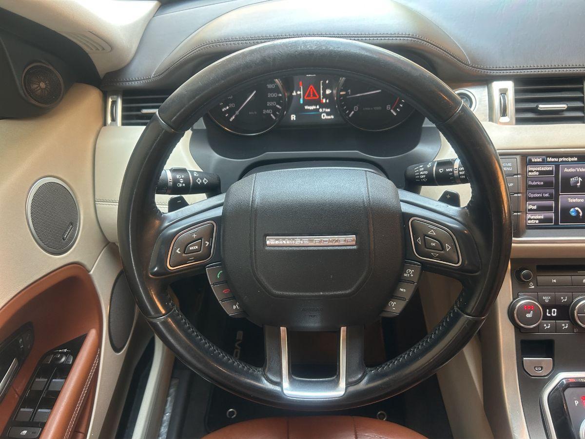 LAND ROVER - Range Rover Evoque - 2.2 TD4 150cv 5p. Dynamic