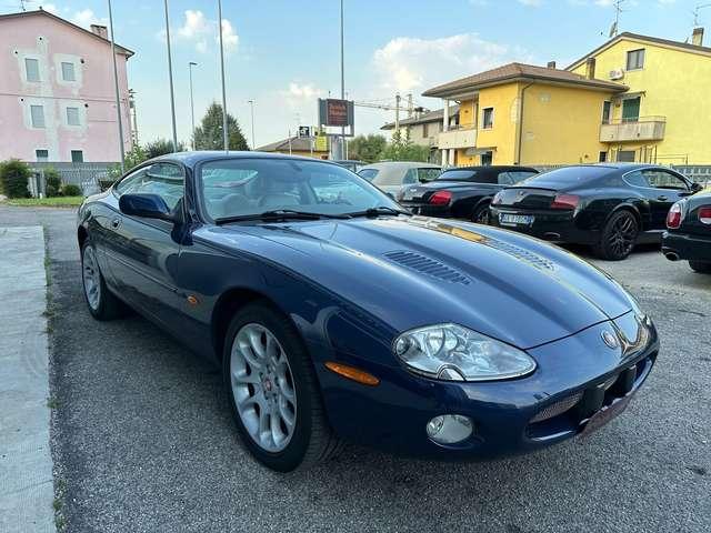 Jaguar XKR Coupe 4.0