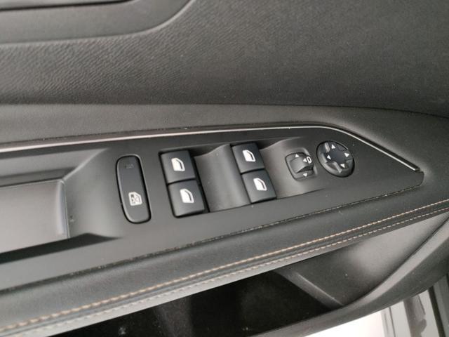 PEUGEOT 3008 BlueHDi 180 S&S EAT8 GT con TETTO