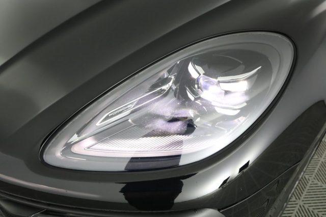 PORSCHE Macan Macan 2.0