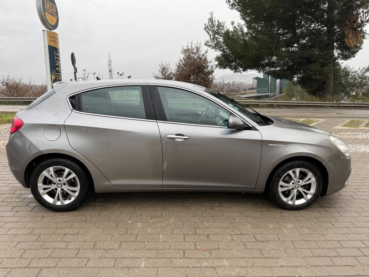 Alfa Romeo Giulietta 1.6 JTDm-2 105 CV Exclusive