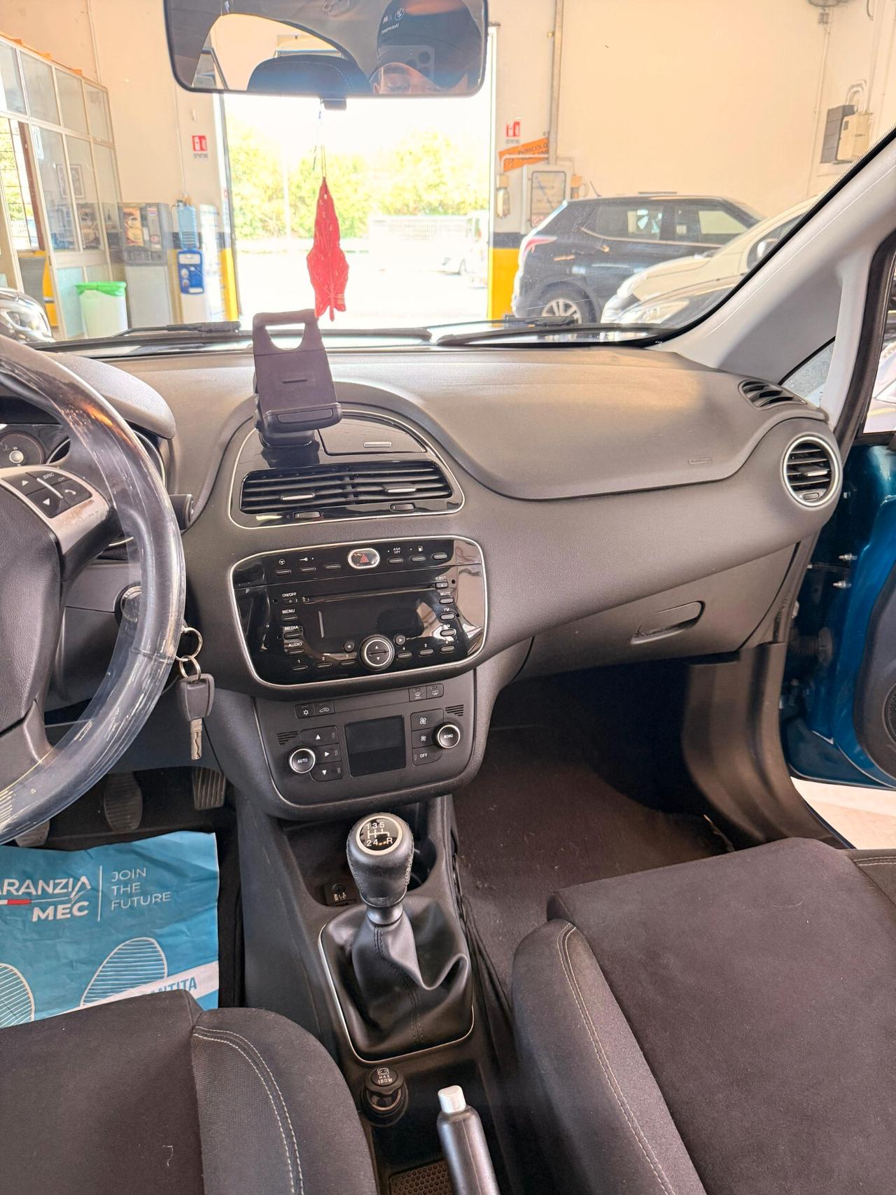 Fiat Punto 1.4 8V 5 porte Natural Power Lounge 77CV