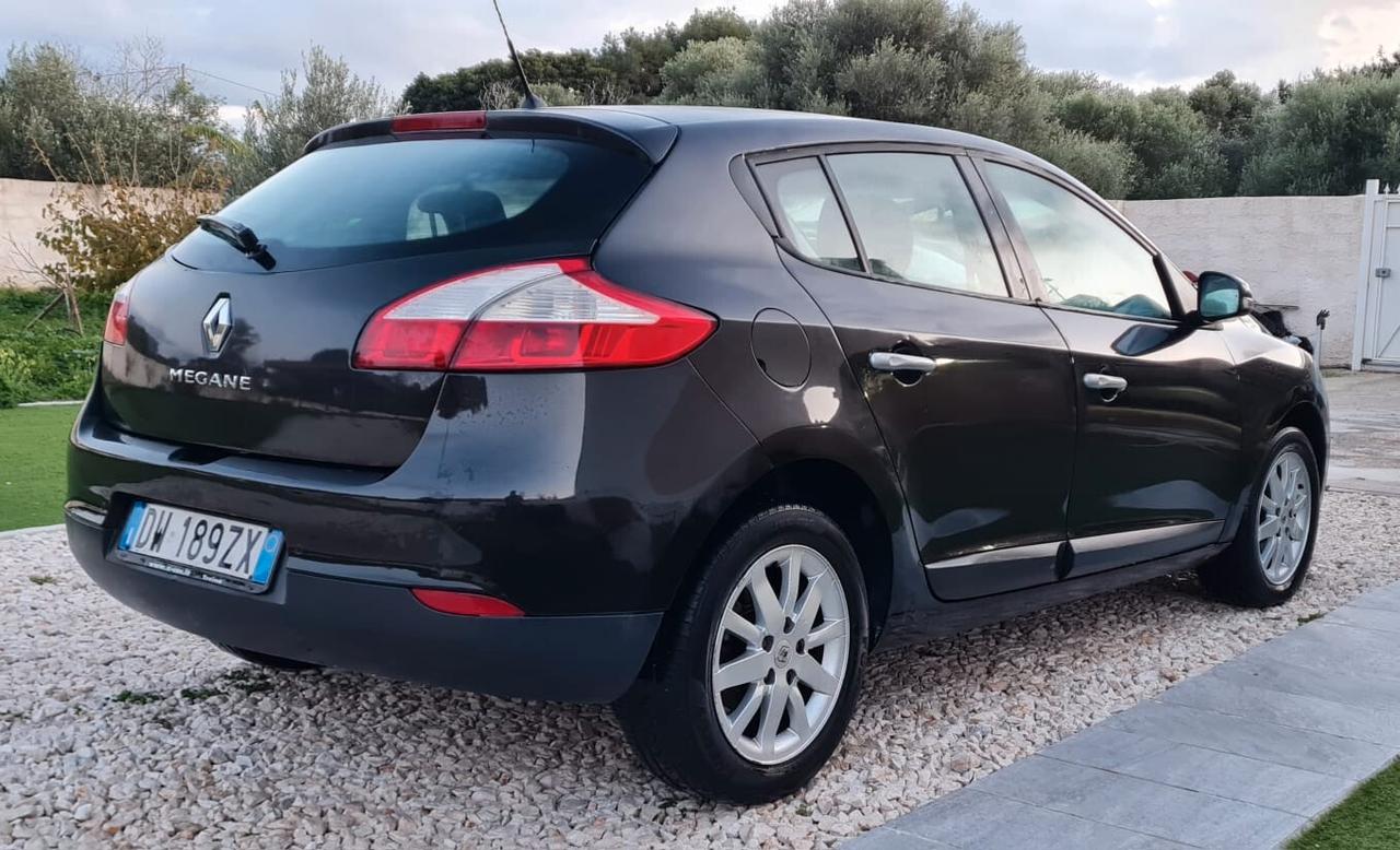 Renault Megane 1.9 dCi 130CV Dynamique