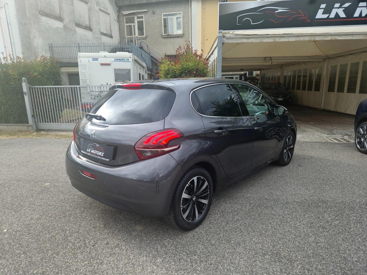 Peugeot 208 BlueHDi 100 S&S 5 porte GT Line