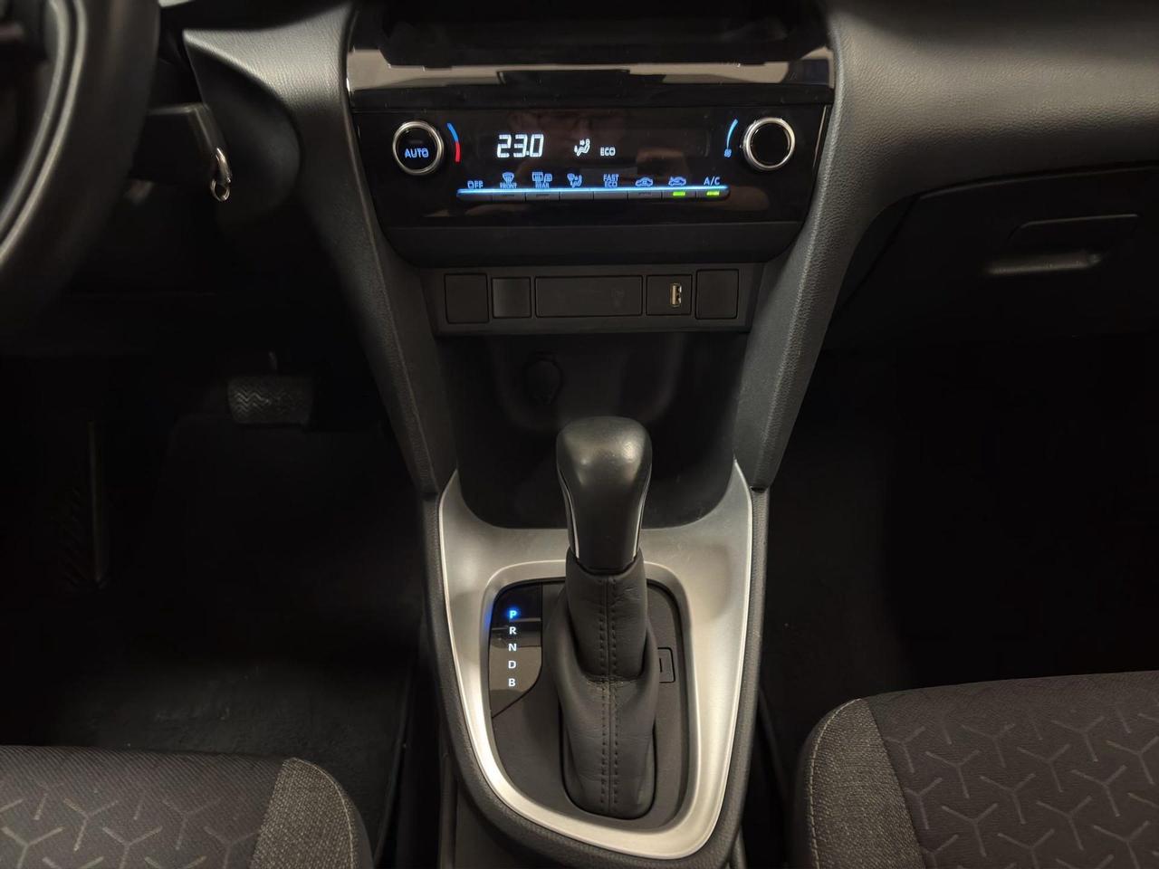 Toyota Yaris Cross 1.5h Active fwd 116cv e-cvt