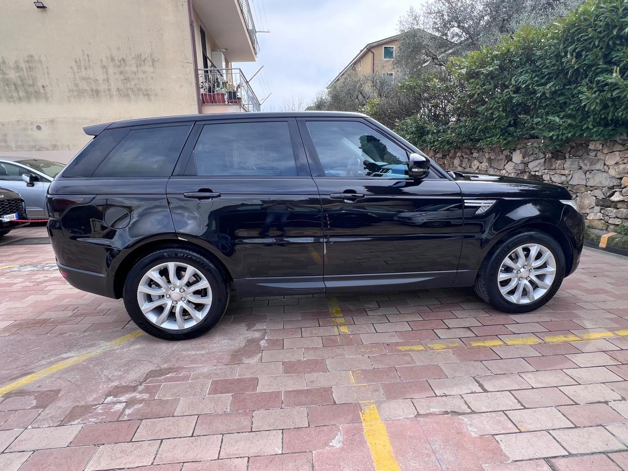 Land Rover Range Rover Range Rover 3.0 TDV6 HSE