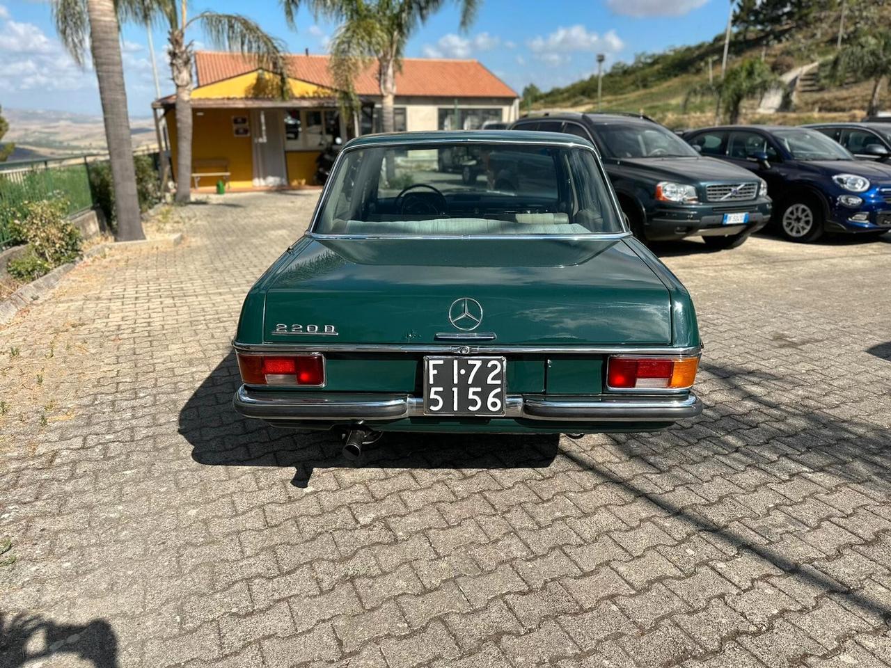Mercedes-benz 220 220D