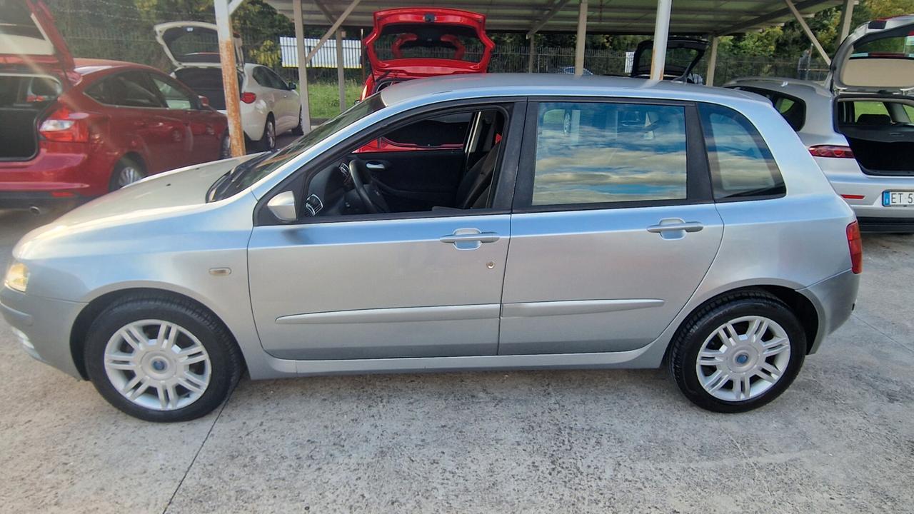 Fiat Stilo 1.9 MJT 120 CV 5 porte Dynamic