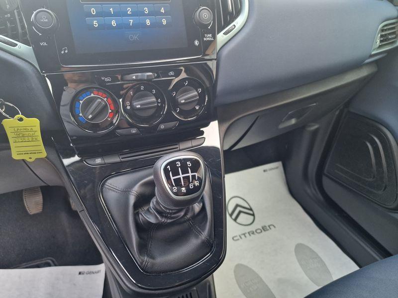 LANCIA Ypsilon III 2021 - Ypsilon 1.0 firefly hybrid Platino s&s 70cv