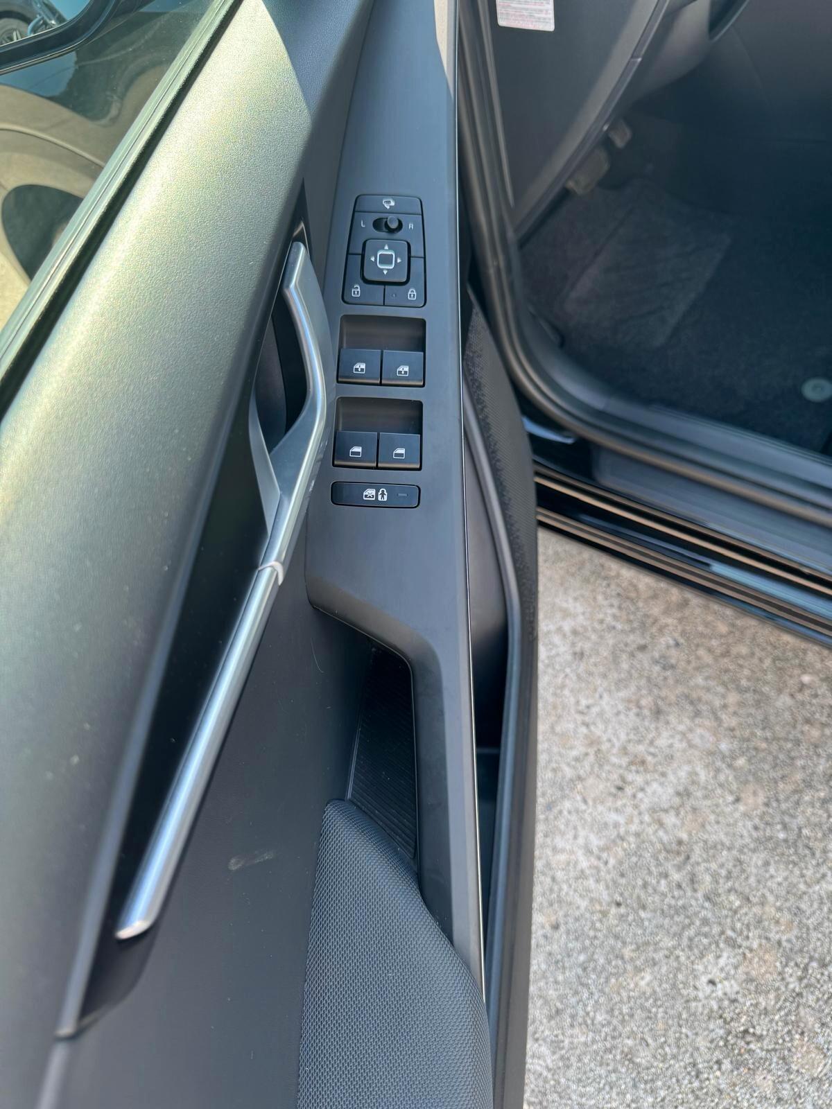 Kia Niro 1.6 GDi DCT HEV Evolution