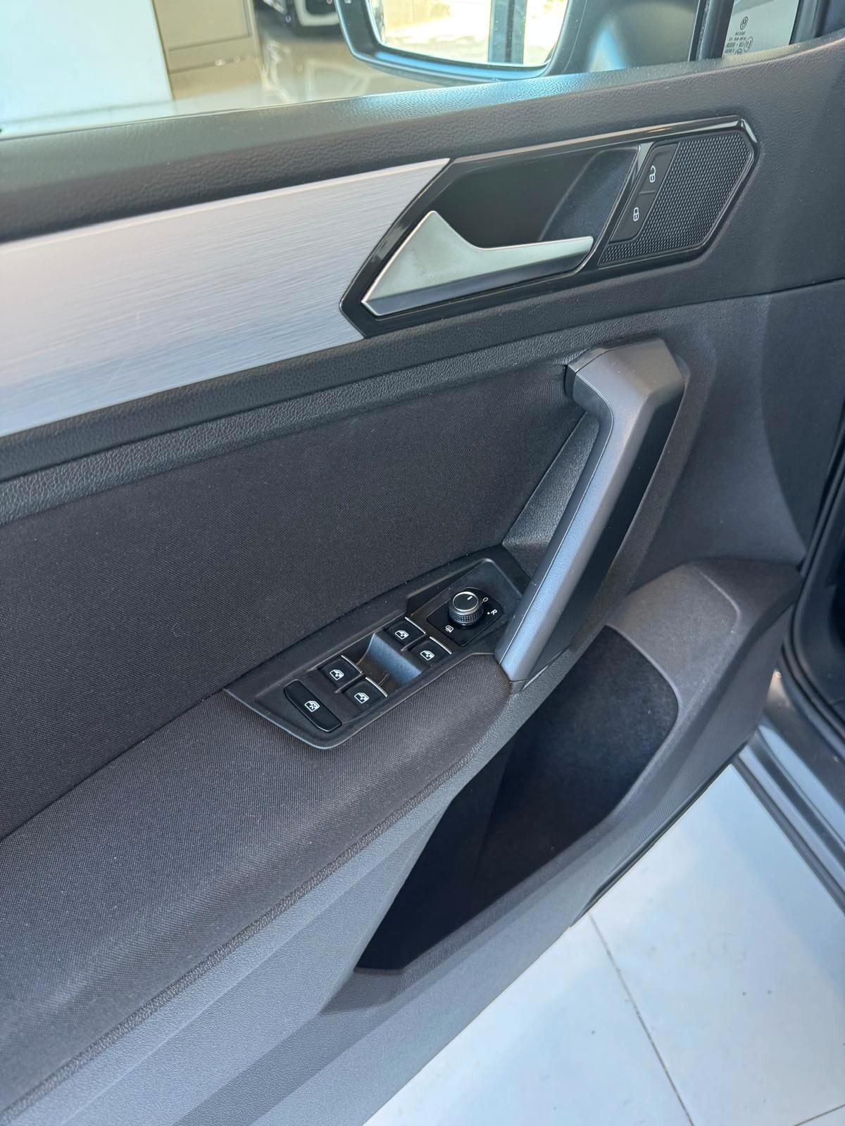 Volkswagen Tiguan 1.4 TSI Business BlueMotion Technology
