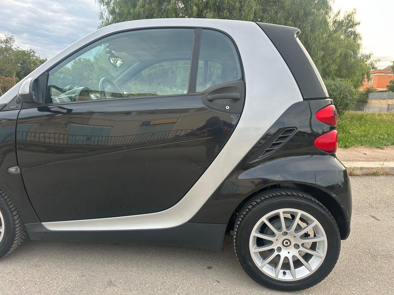 Smart FORTWO 1.0 52 kW - SOLO 115 MILA KM