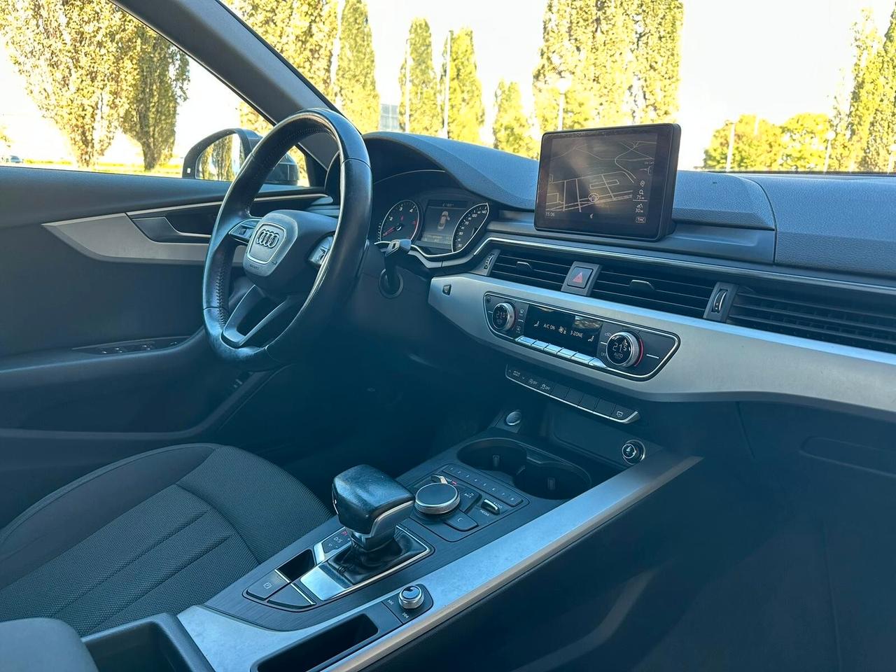 Audi A4 2.0 TDI 150 CV S tronic