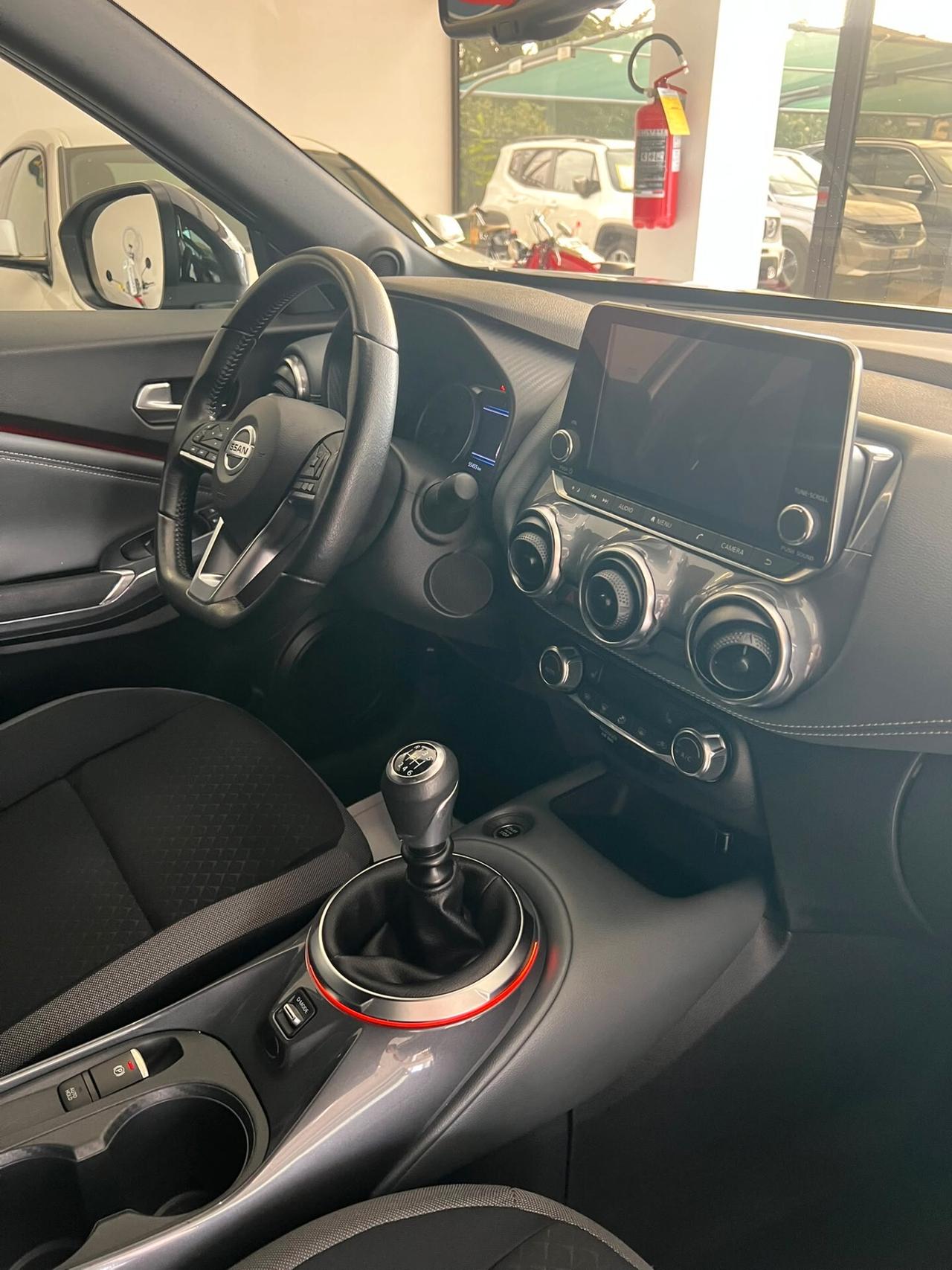 Nissan Juke 1.0 DIG-T 117 CV DCT Tekna + UNICOPROPRIETARIO