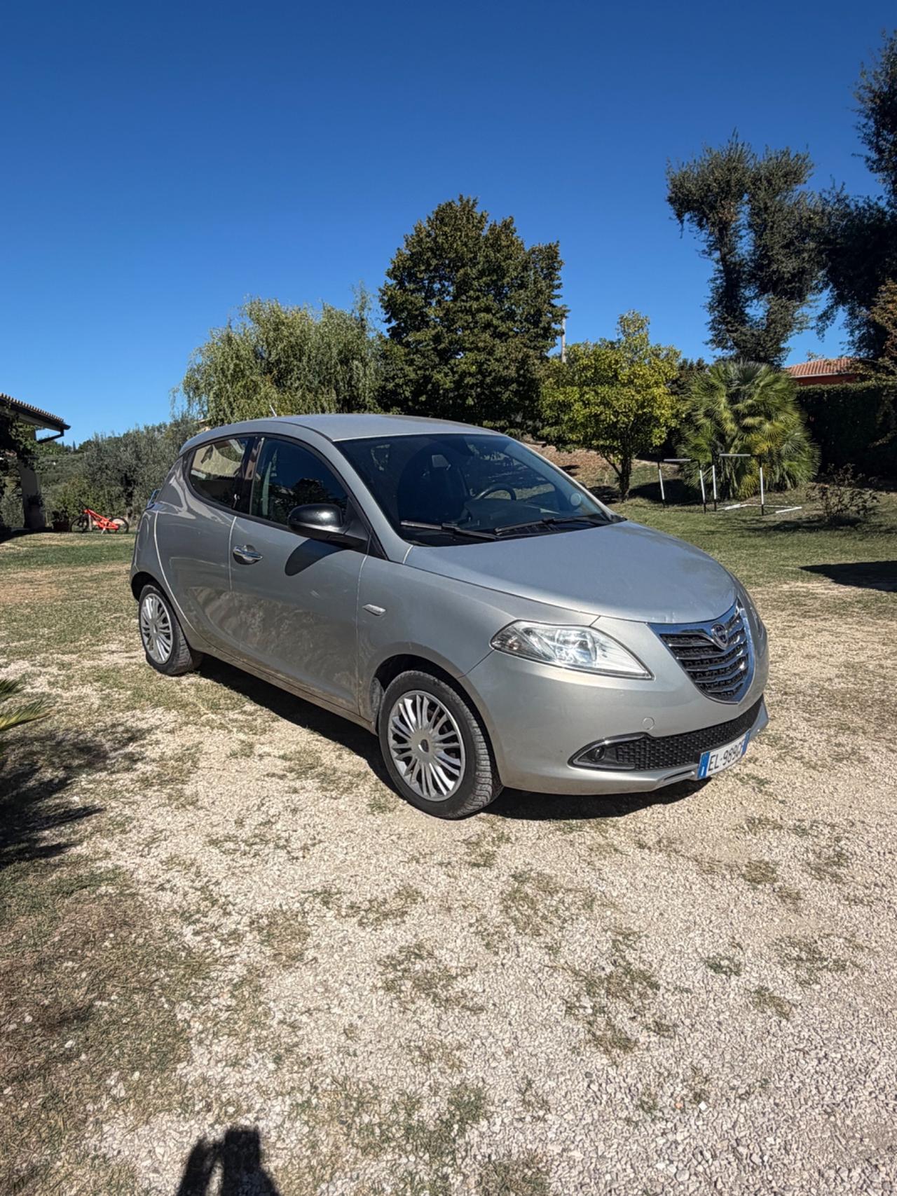 Lancia Ypsilon 1.3 MJT 16V 95 CV 5 porte S&S Gold