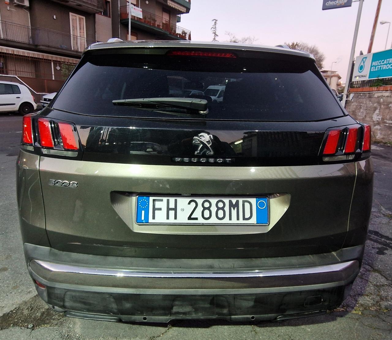Peugeot 3008 BlueHDi 120 S&S Allure