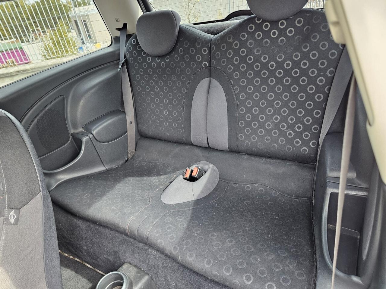Mini 1.4 tdi One D Seven