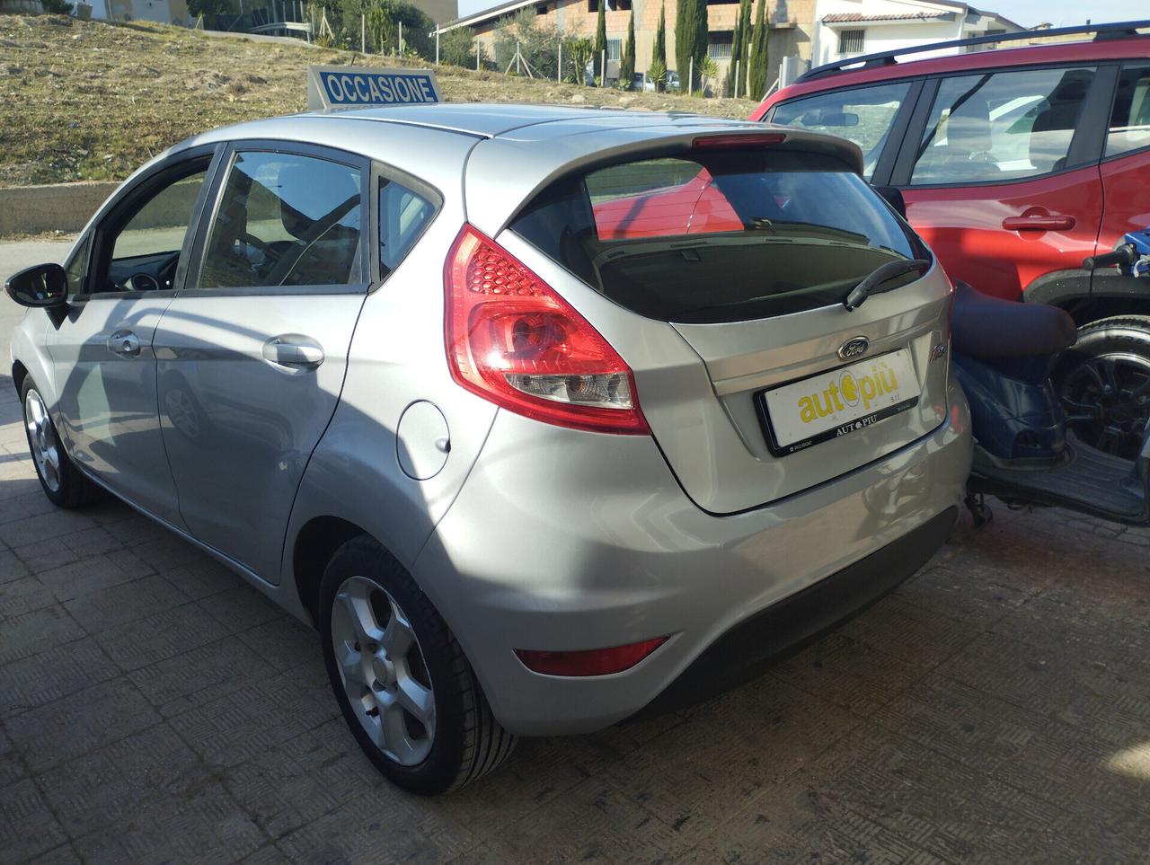 Ford Fiesta 1.2 82 CV 5 porte Titanium